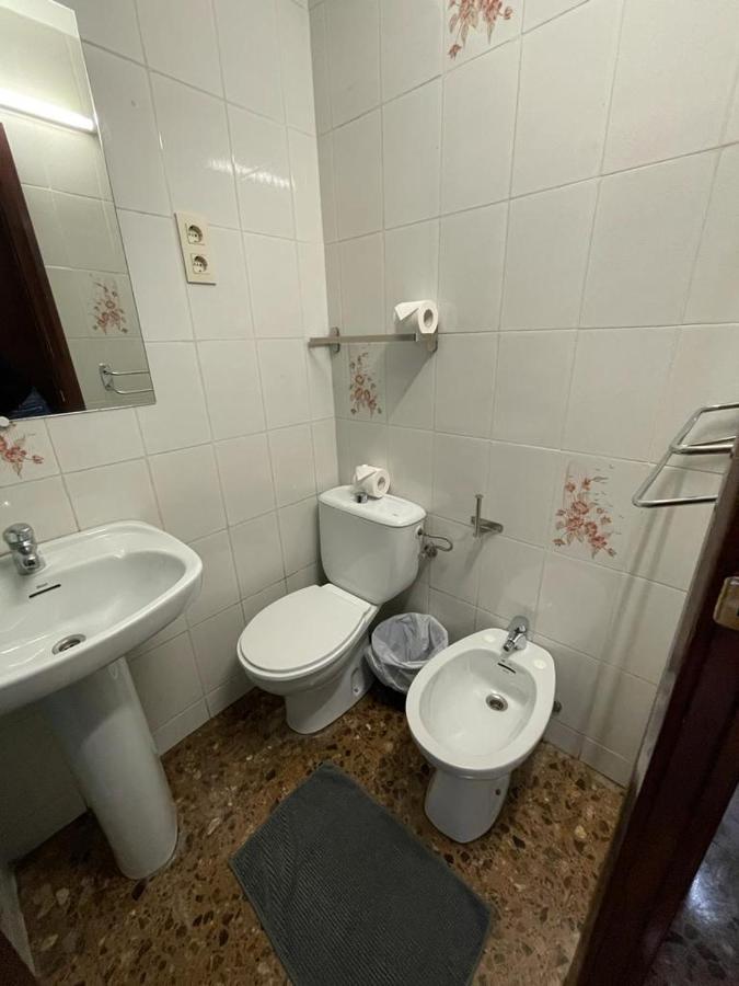 Hostal Milmarcos Zaragoza Bagian luar foto