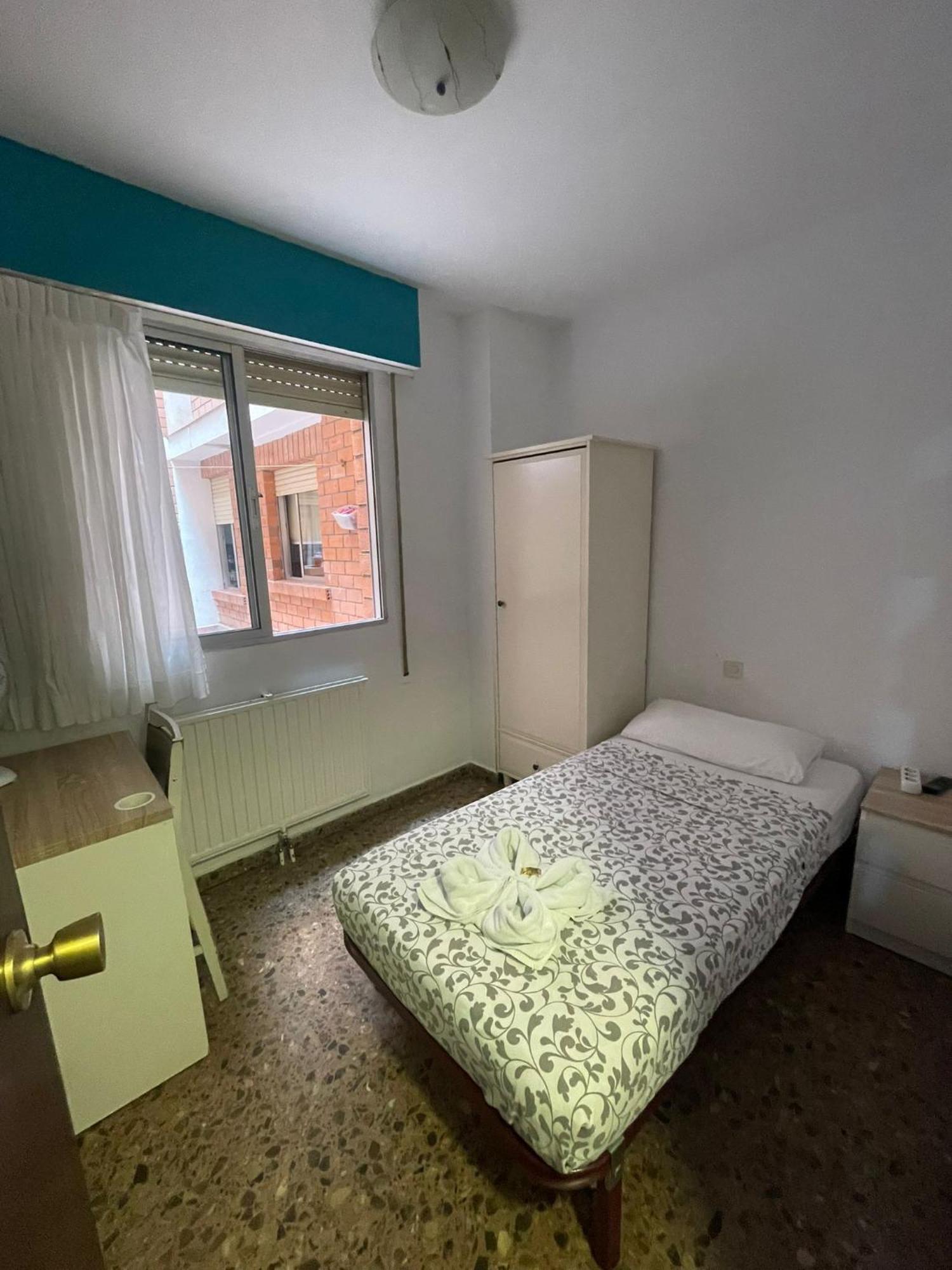 Hostal Milmarcos Zaragoza Bagian luar foto