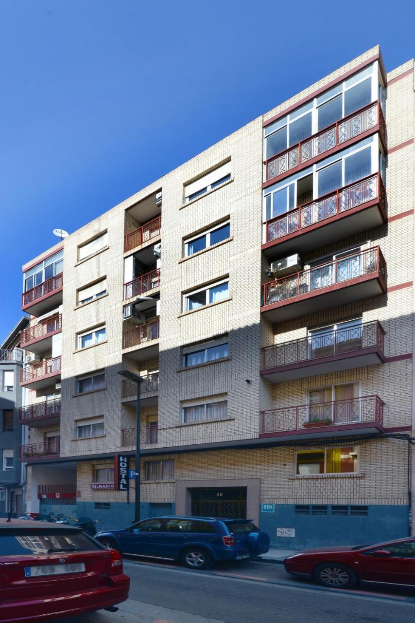 Hostal Milmarcos Zaragoza Bagian luar foto